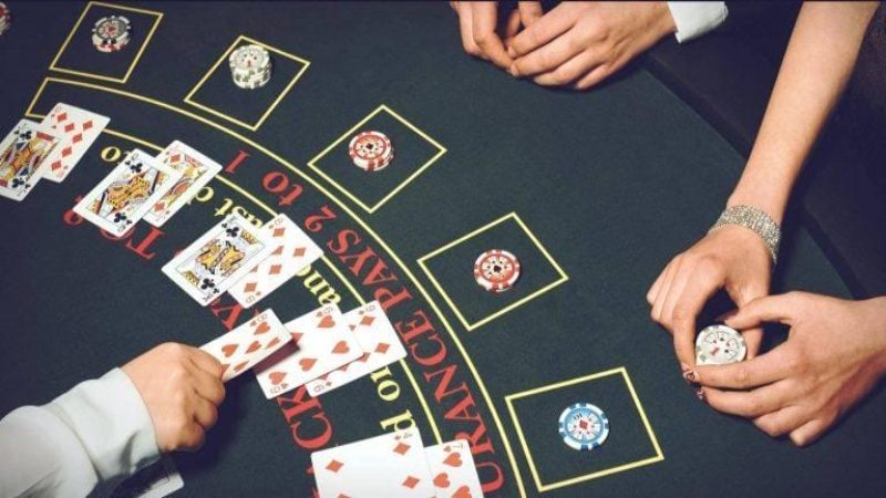 luat choi bai blackjack 1 Chơi bài Blackjack hiện có ở nền tảng trực tuyến
